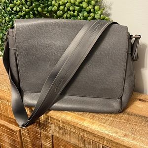 Louis Vuitton Messenger Bag mens